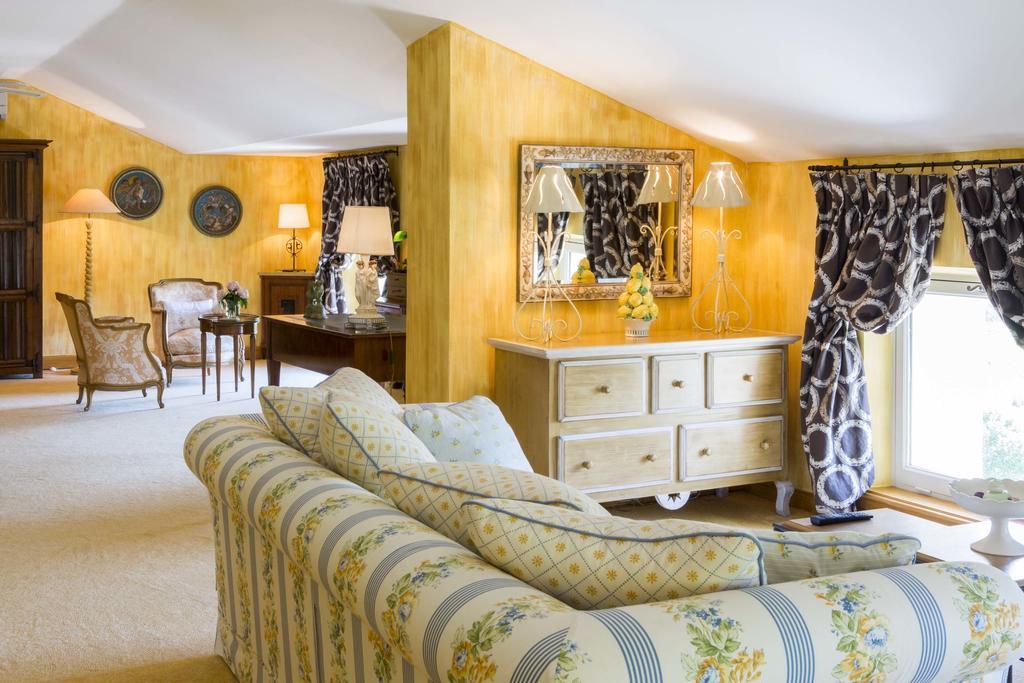 Chateau Talaud Bed & Breakfast Loriol-du-Comtat Bilik gambar