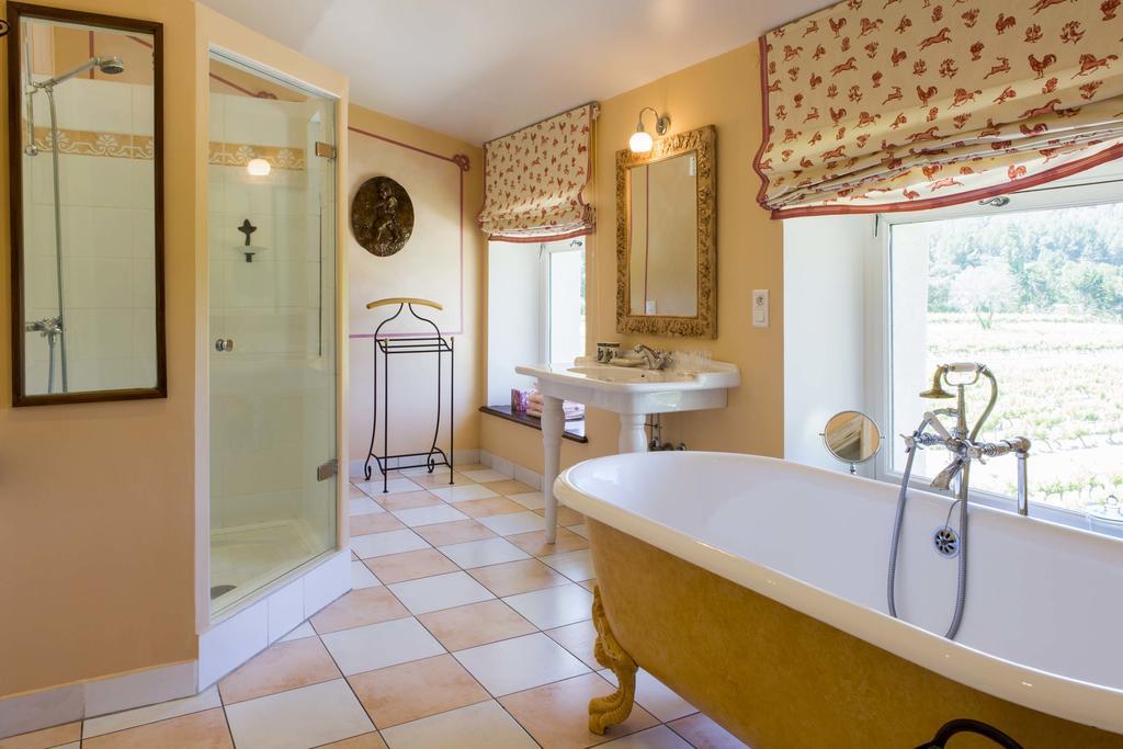 Chateau Talaud Bed & Breakfast Loriol-du-Comtat Bilik gambar